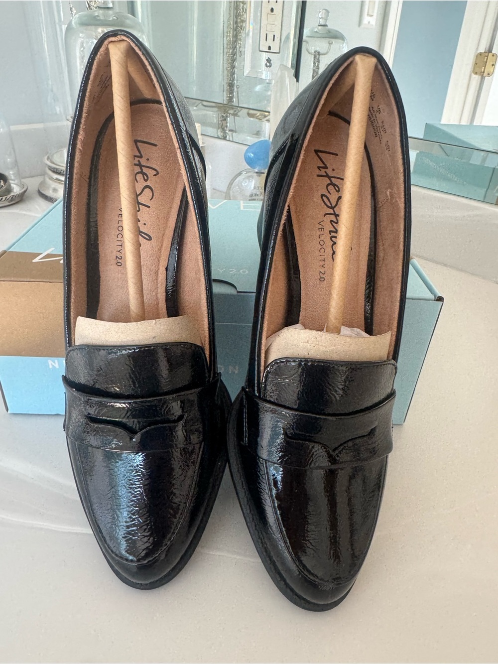 Life Stride Black Patent Slip-On Penny Loafers US 7M